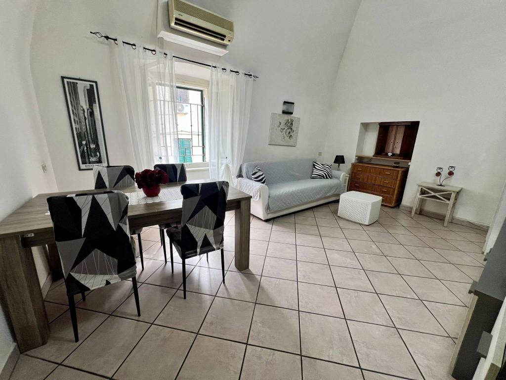 appartamento in vendita a Monte Argentario in zona Porto Santo Stefano