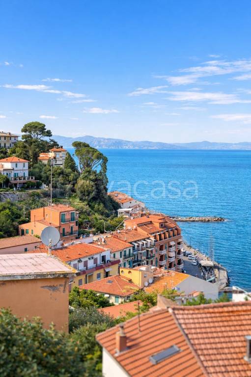 appartamento in vendita a Monte Argentario in zona Porto Santo Stefano