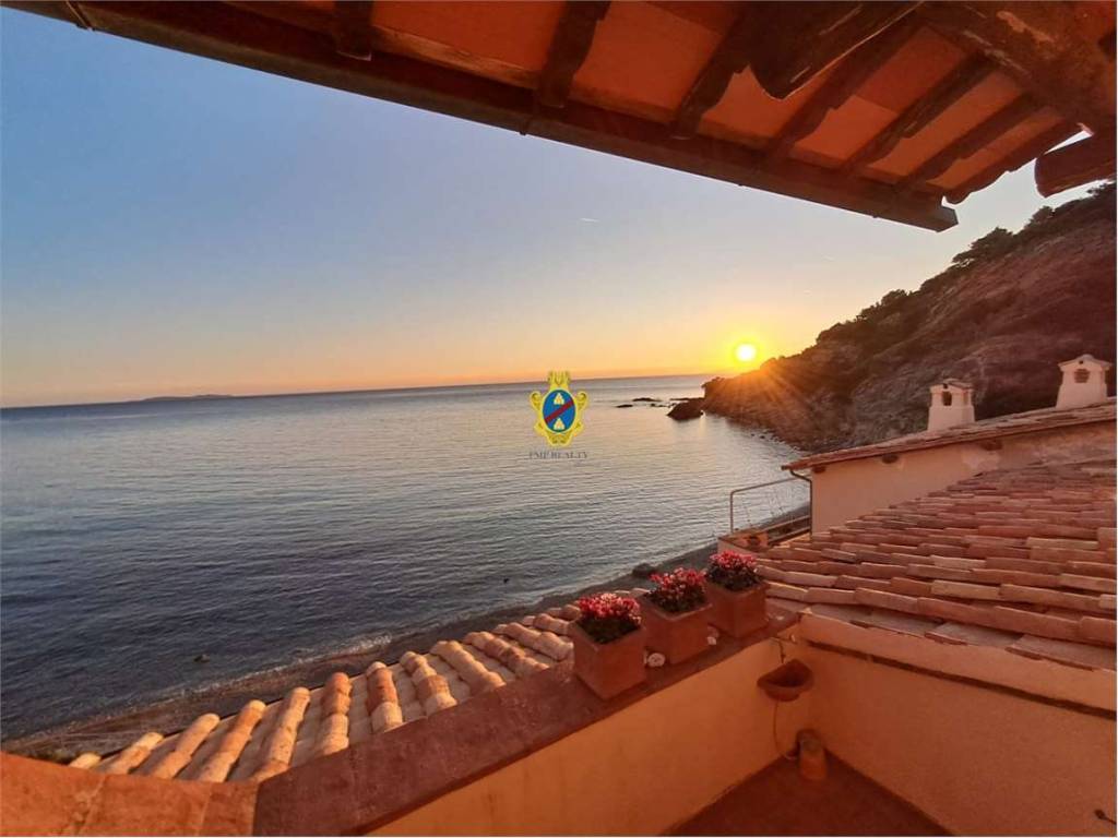 appartamento in vendita a Monte Argentario in zona Porto Santo Stefano