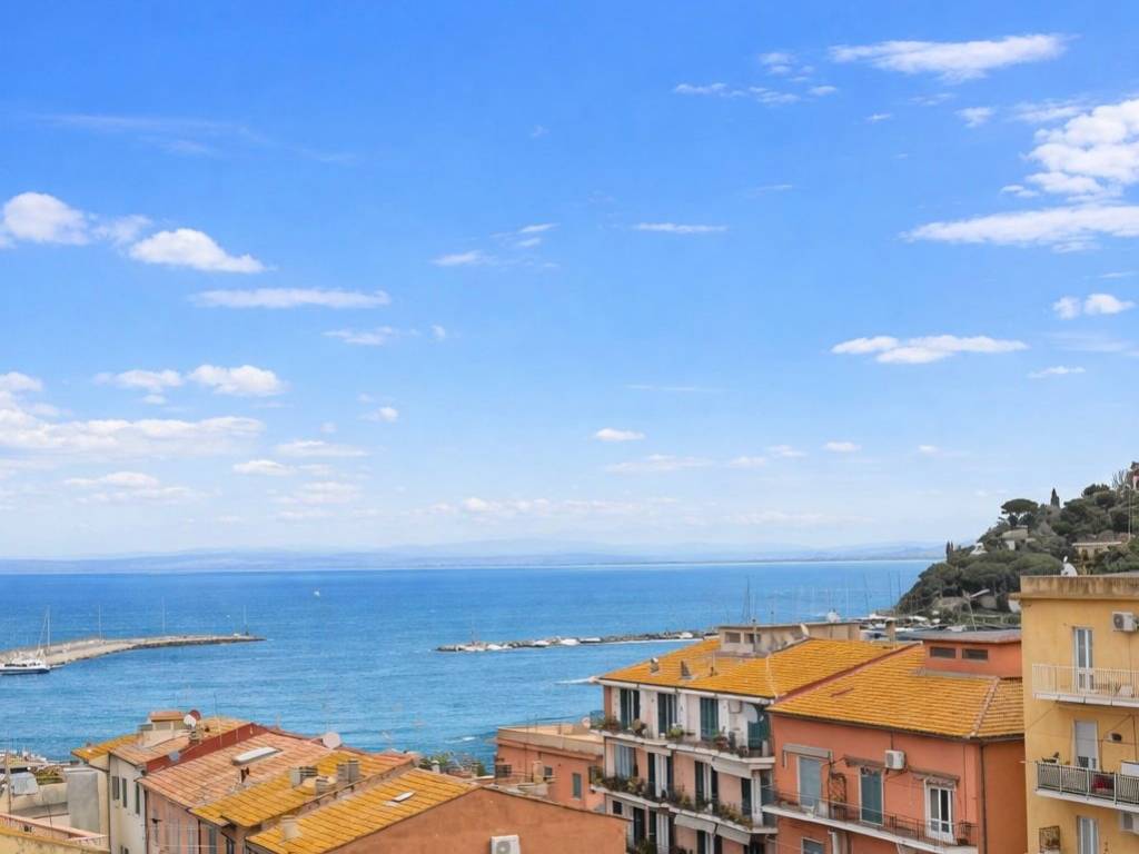 appartamento in vendita a Monte Argentario in zona Porto Santo Stefano
