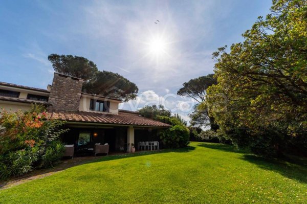 casa indipendente in vendita a Monte Argentario in zona Porto Santo Stefano