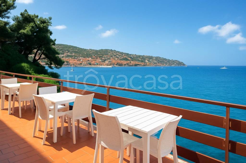 casa indipendente in vendita a Monte Argentario in zona Porto Santo Stefano