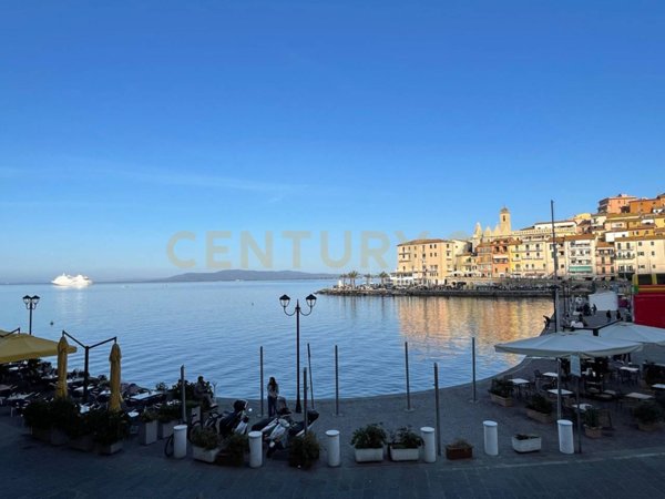 appartamento in vendita a Monte Argentario in zona Porto Santo Stefano