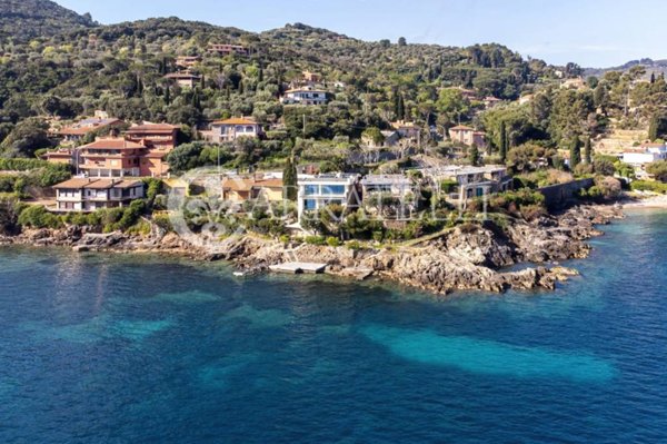 casa indipendente in vendita a Monte Argentario in zona Porto Santo Stefano