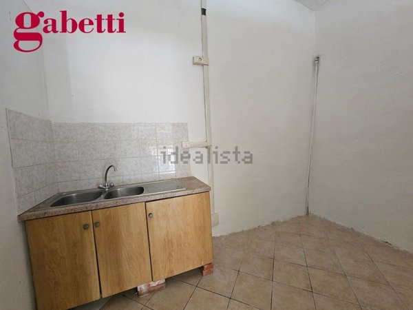 locale commerciale in vendita a Monte Argentario in zona Porto Santo Stefano