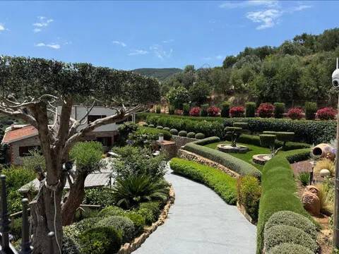 casa indipendente in vendita a Monte Argentario in zona Porto Santo Stefano