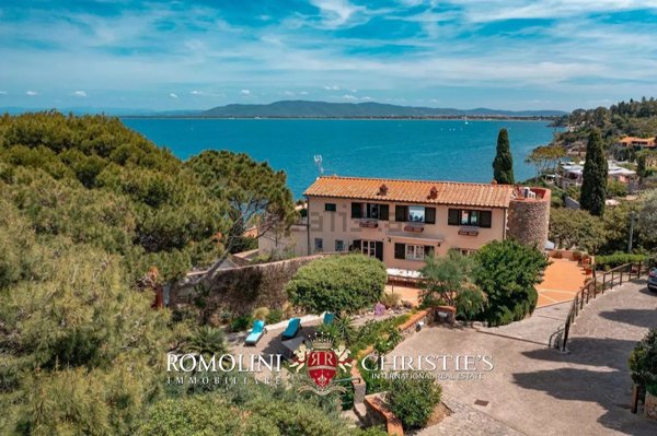 casa indipendente in vendita a Monte Argentario in zona Porto Santo Stefano