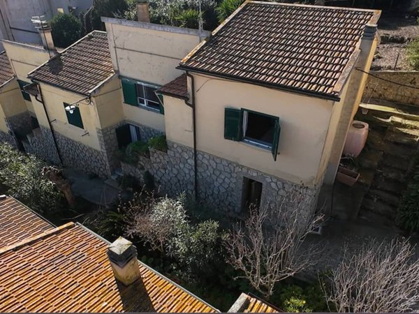 appartamento in vendita a Monte Argentario in zona Porto Santo Stefano