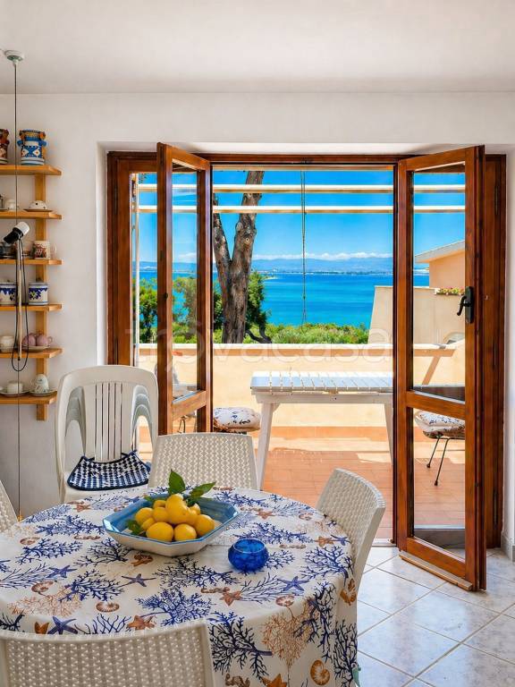 appartamento in vendita a Monte Argentario in zona Porto Santo Stefano