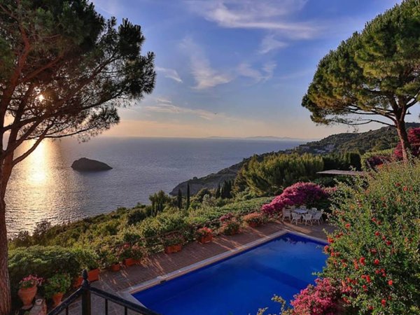 villa in vendita a Monte Argentario in zona Porto Santo Stefano