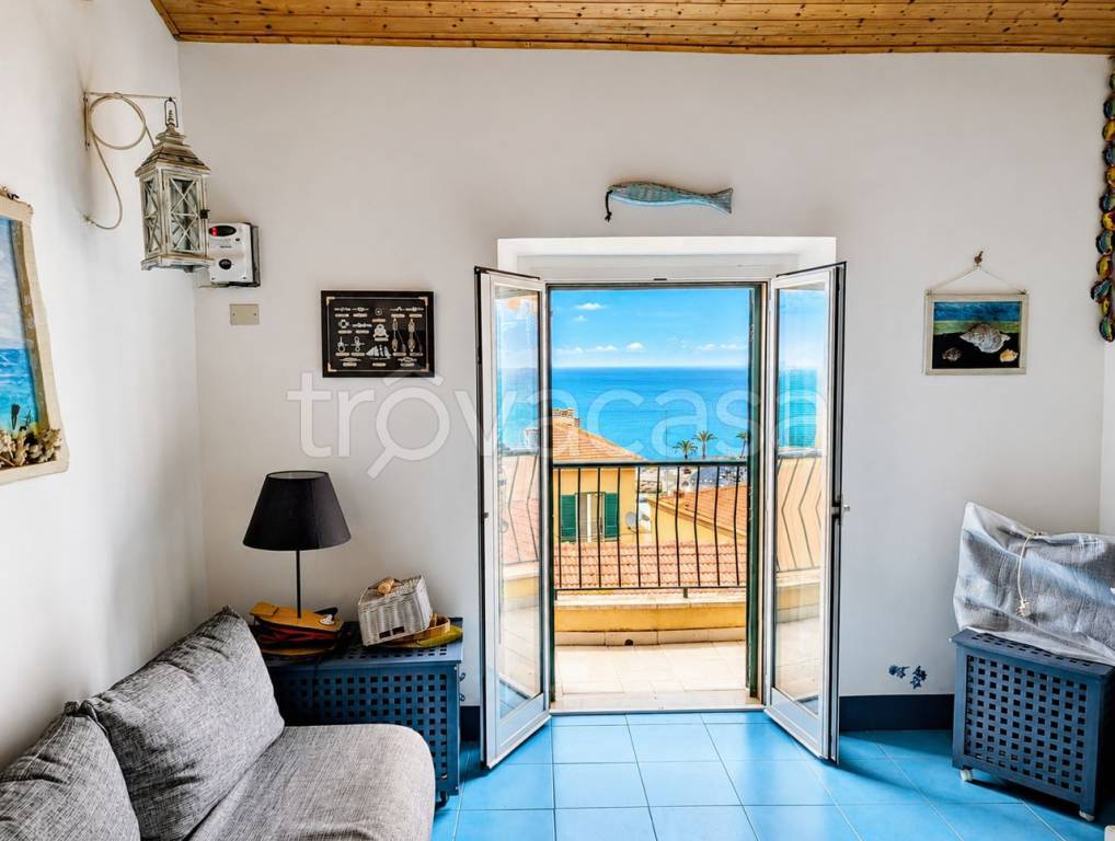 appartamento in vendita a Monte Argentario in zona Porto Santo Stefano