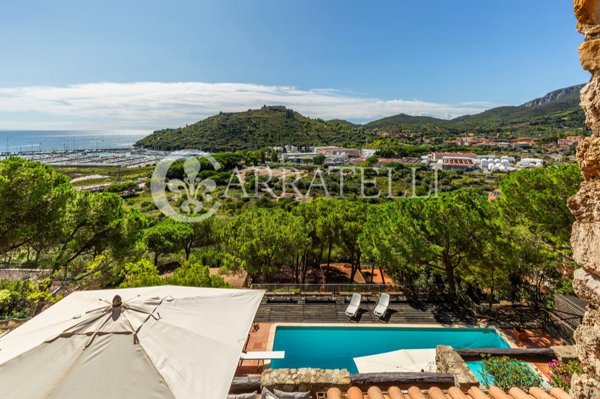casa indipendente in vendita a Monte Argentario