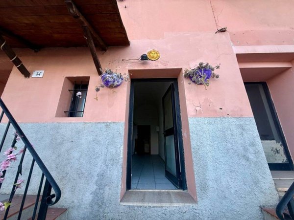negozio in vendita a Monte Argentario in zona Porto Santo Stefano