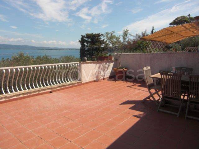 appartamento in vendita a Monte Argentario in zona Porto Santo Stefano