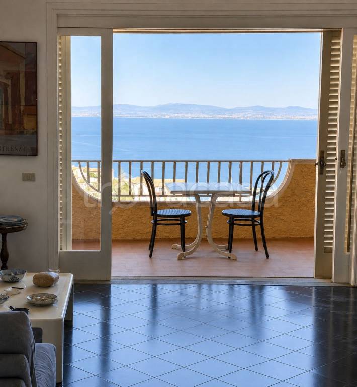 appartamento in vendita a Monte Argentario in zona Porto Santo Stefano