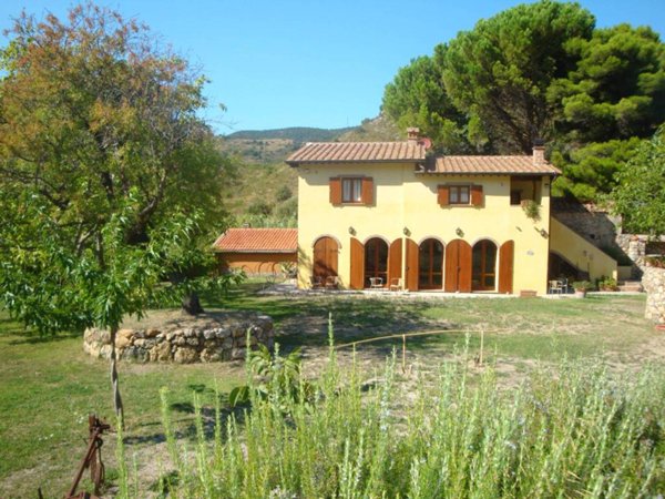 casa indipendente in vendita a Monte Argentario in zona Porto Santo Stefano
