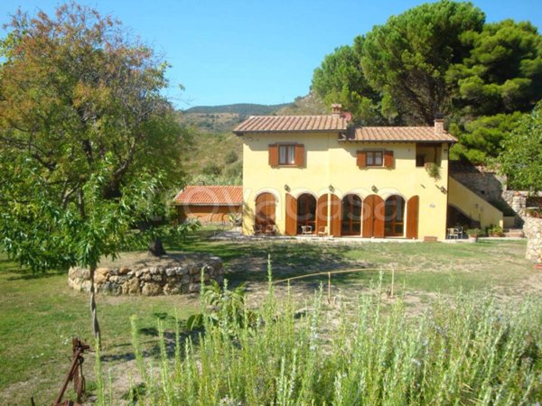 casa indipendente in vendita a Monte Argentario in zona Porto Santo Stefano