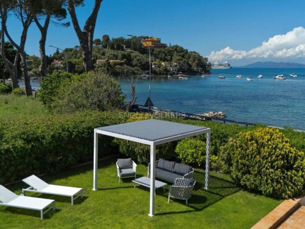 casa indipendente in vendita a Monte Argentario in zona Porto Santo Stefano