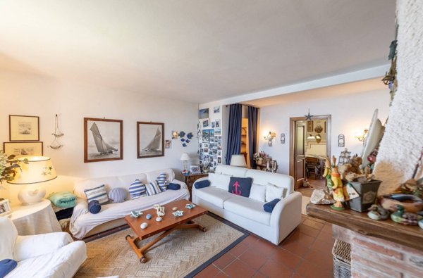 appartamento in vendita a Monte Argentario in zona Porto Santo Stefano