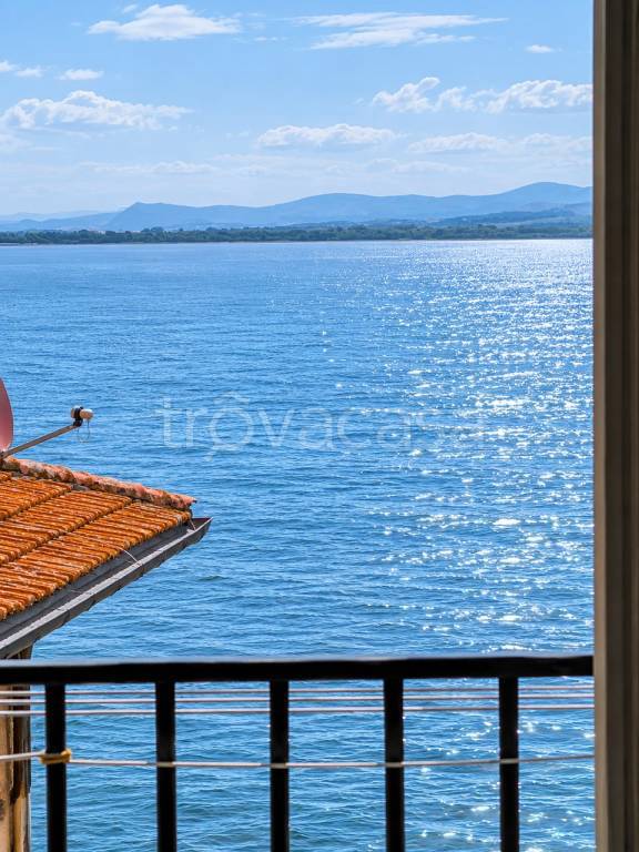 appartamento in vendita a Monte Argentario in zona Porto Santo Stefano