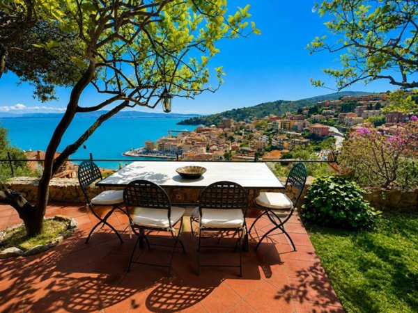 appartamento in vendita a Monte Argentario in zona Porto Santo Stefano