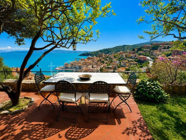 appartamento in vendita a Monte Argentario in zona Porto Santo Stefano