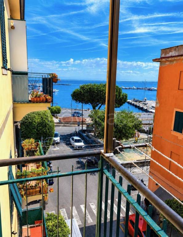 appartamento in vendita a Monte Argentario in zona Porto Santo Stefano