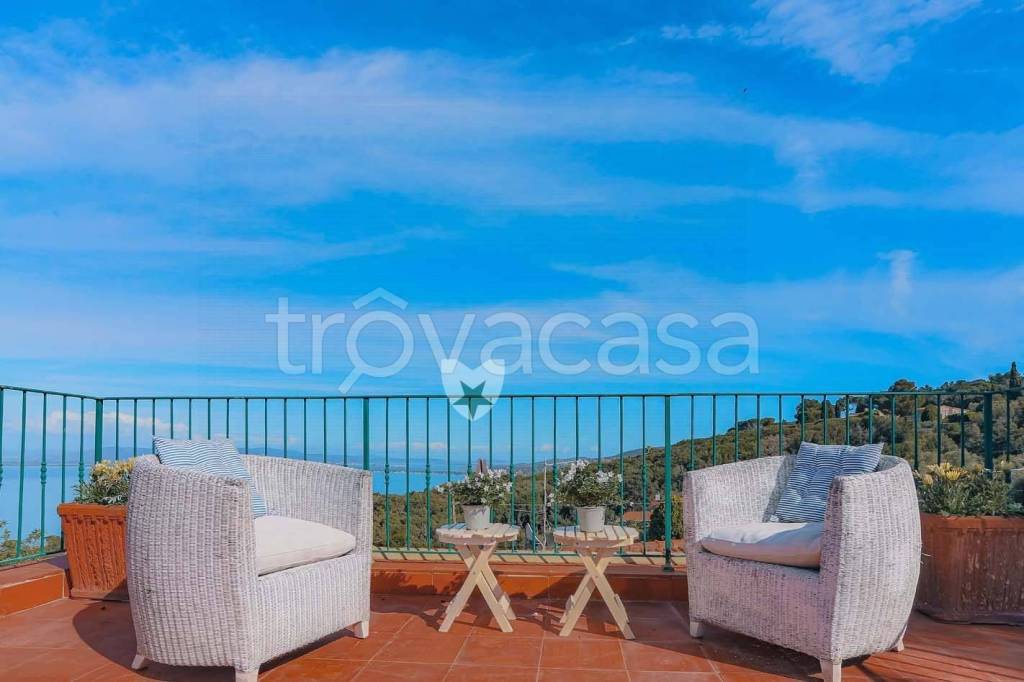 casa indipendente in vendita a Monte Argentario in zona Porto Santo Stefano