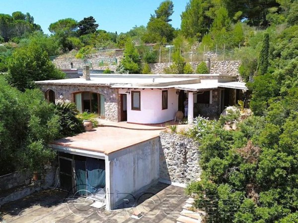 casa indipendente in vendita a Monte Argentario in zona Porto Santo Stefano