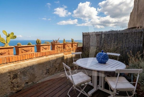 appartamento in vendita a Monte Argentario in zona Porto Ercole