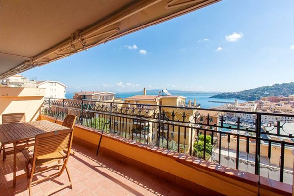 appartamento in vendita a Monte Argentario in zona Porto Santo Stefano