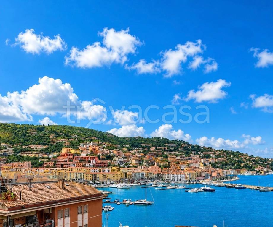 appartamento in vendita a Monte Argentario in zona Porto Santo Stefano