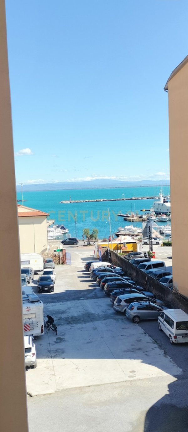 appartamento in vendita a Monte Argentario in zona Porto Santo Stefano