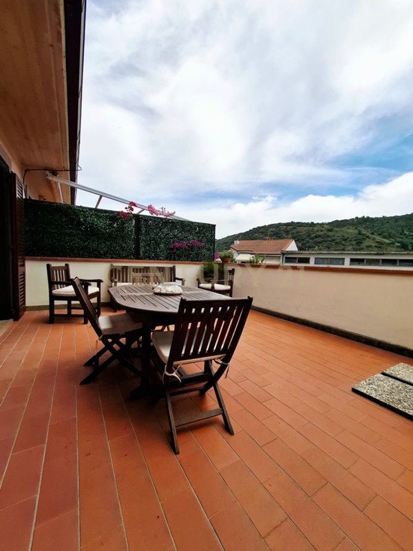 appartamento in vendita a Monte Argentario in zona Porto Santo Stefano