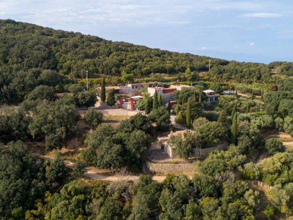 casa indipendente in vendita a Monte Argentario in zona Porto Santo Stefano