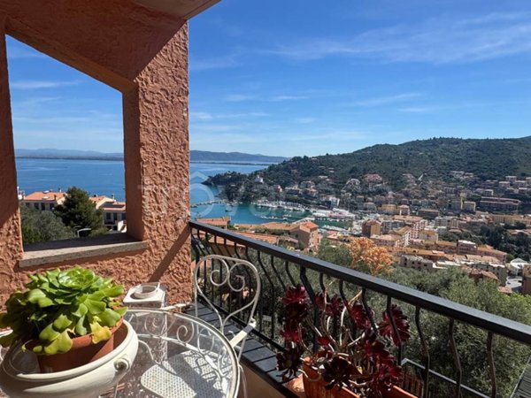 appartamento in vendita a Monte Argentario in zona Porto Santo Stefano