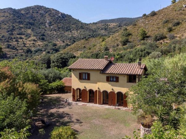 casa indipendente in vendita a Monte Argentario