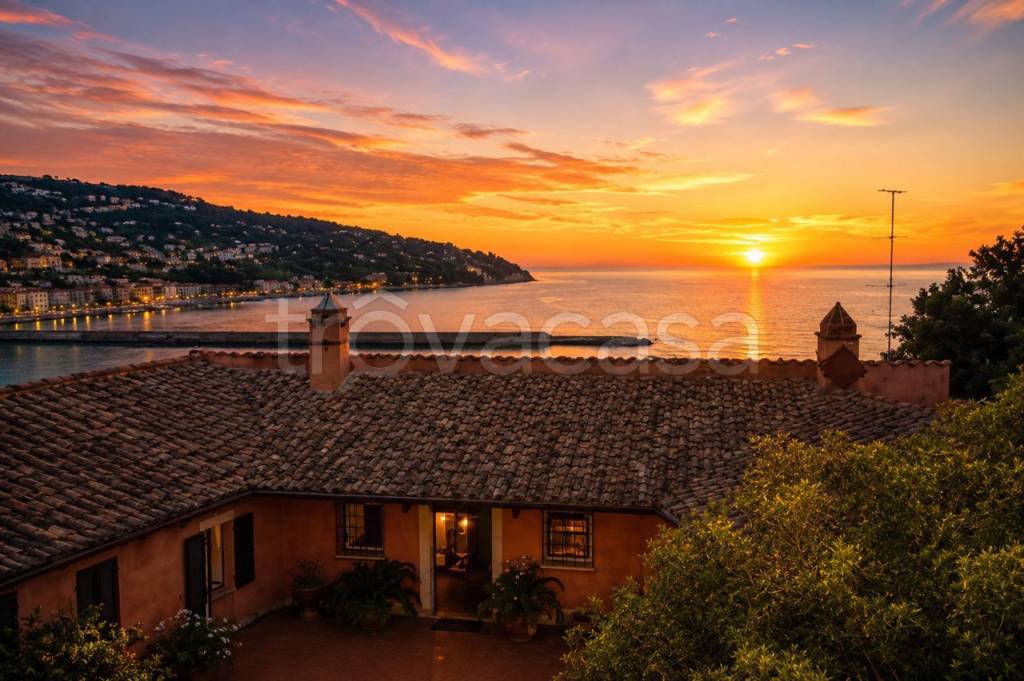 casa indipendente in vendita a Monte Argentario in zona Porto Santo Stefano