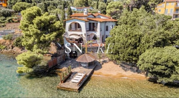 casa indipendente in vendita a Monte Argentario in zona Porto Ercole