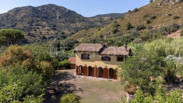 casa indipendente in vendita a Monte Argentario