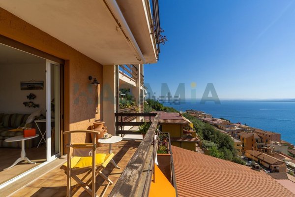 appartamento in vendita a Monte Argentario in zona Porto Santo Stefano