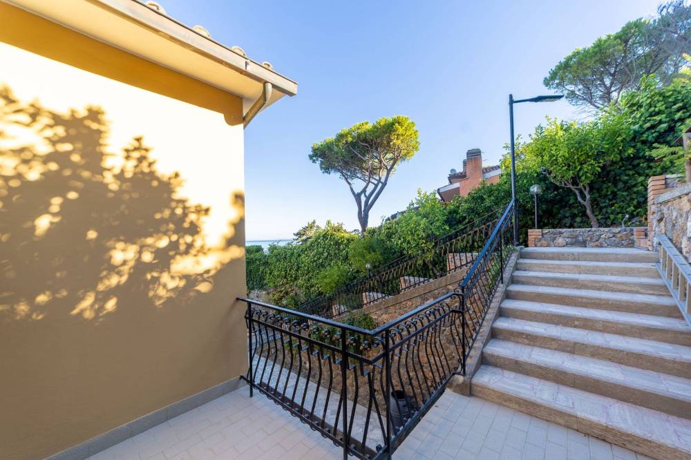 casa indipendente in vendita a Monte Argentario in zona Pozzarello