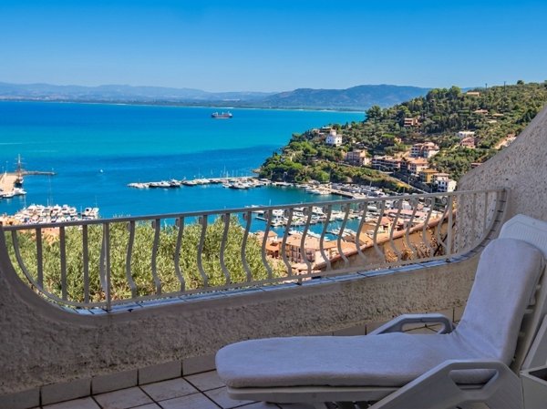 appartamento in vendita a Monte Argentario in zona Porto Santo Stefano