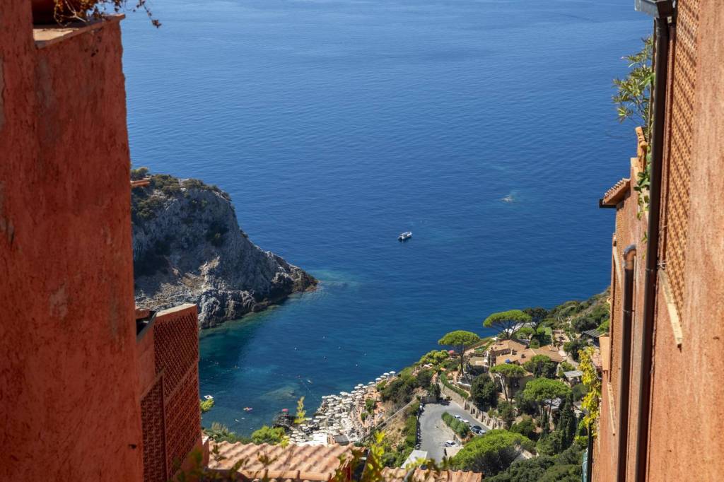 casa indipendente in vendita a Monte Argentario in zona Cala Piccola