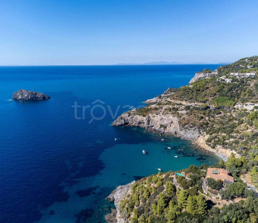 appartamento in vendita a Monte Argentario in zona Cala Piccola