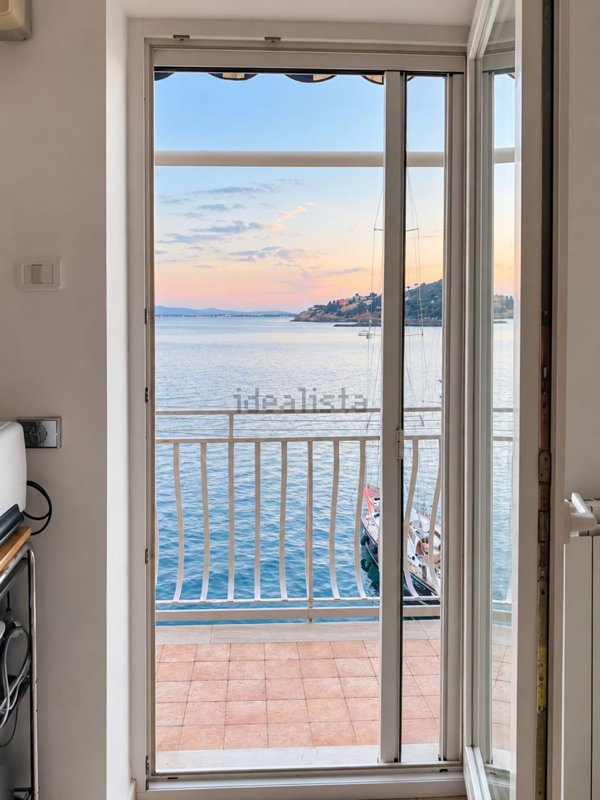 appartamento in vendita a Monte Argentario in zona Porto Santo Stefano
