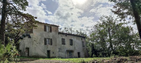 casa indipendente in vendita a Montieri