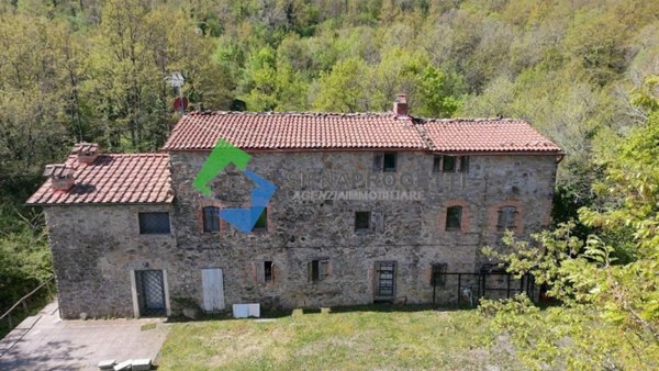 casa indipendente in vendita a Montieri