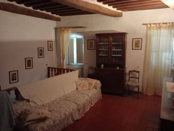 appartamento in vendita a Montieri in zona Boccheggiano