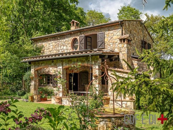 casale in vendita a Montieri